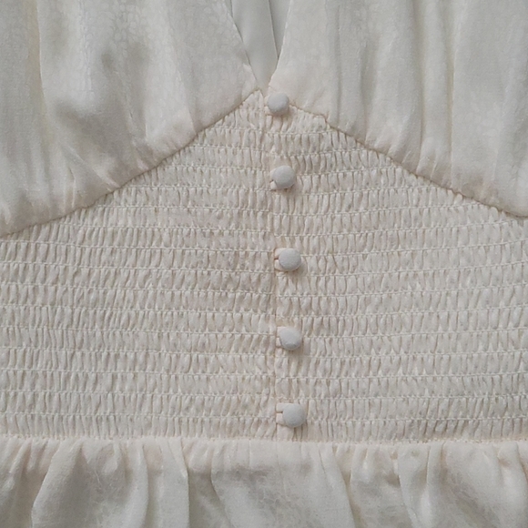 Express Romper - Picture 2 of 6